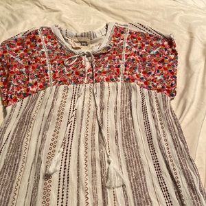 Very cute embroidered top